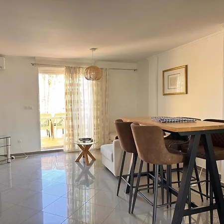 Duplex Luminoso Con Piscina Y Parking En - Es-373-17