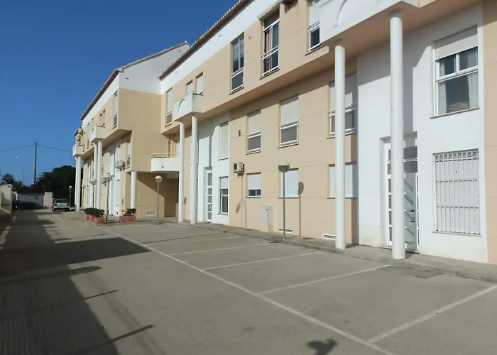 Apartamento Duplex Luminoso Con Piscina Y Parking En - Es-373-17