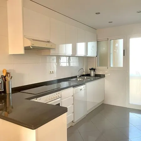 Duplex Luminoso Con Piscina Y Parking En - Es-373-17 دينايا